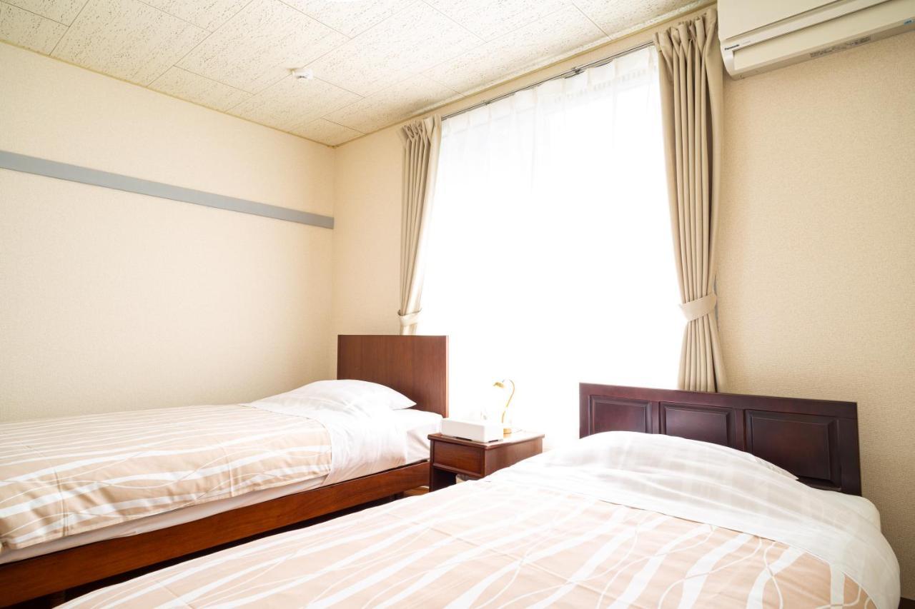 Enoshima Apartment Hotel Fujisawa Exterior photo